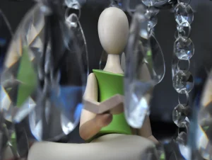 Sternkopf-Engel mit Buch grün