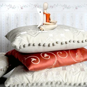 Sternkopf-Engel mit Buch orange